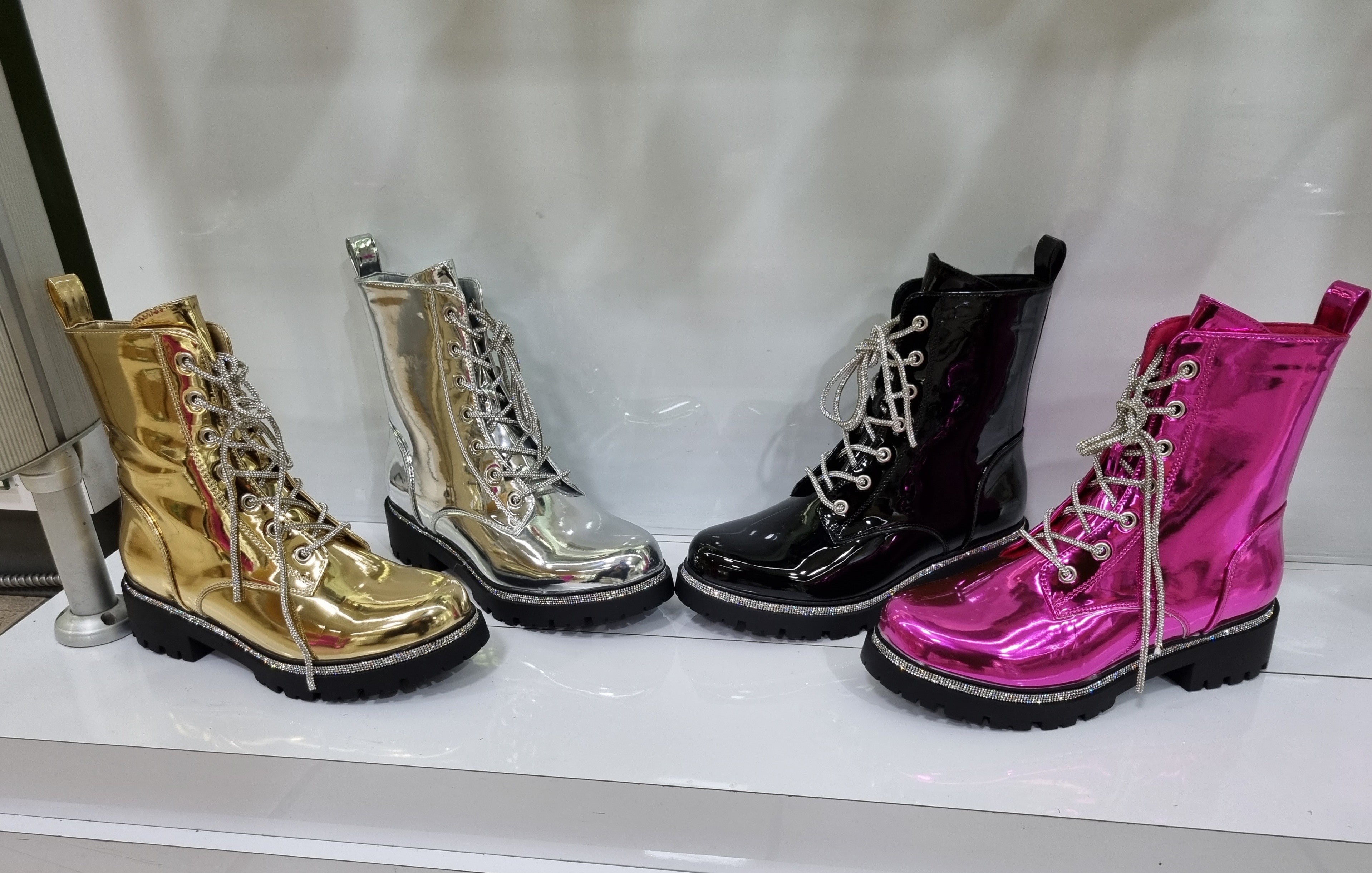 SET BACK Gold - ShoeNami