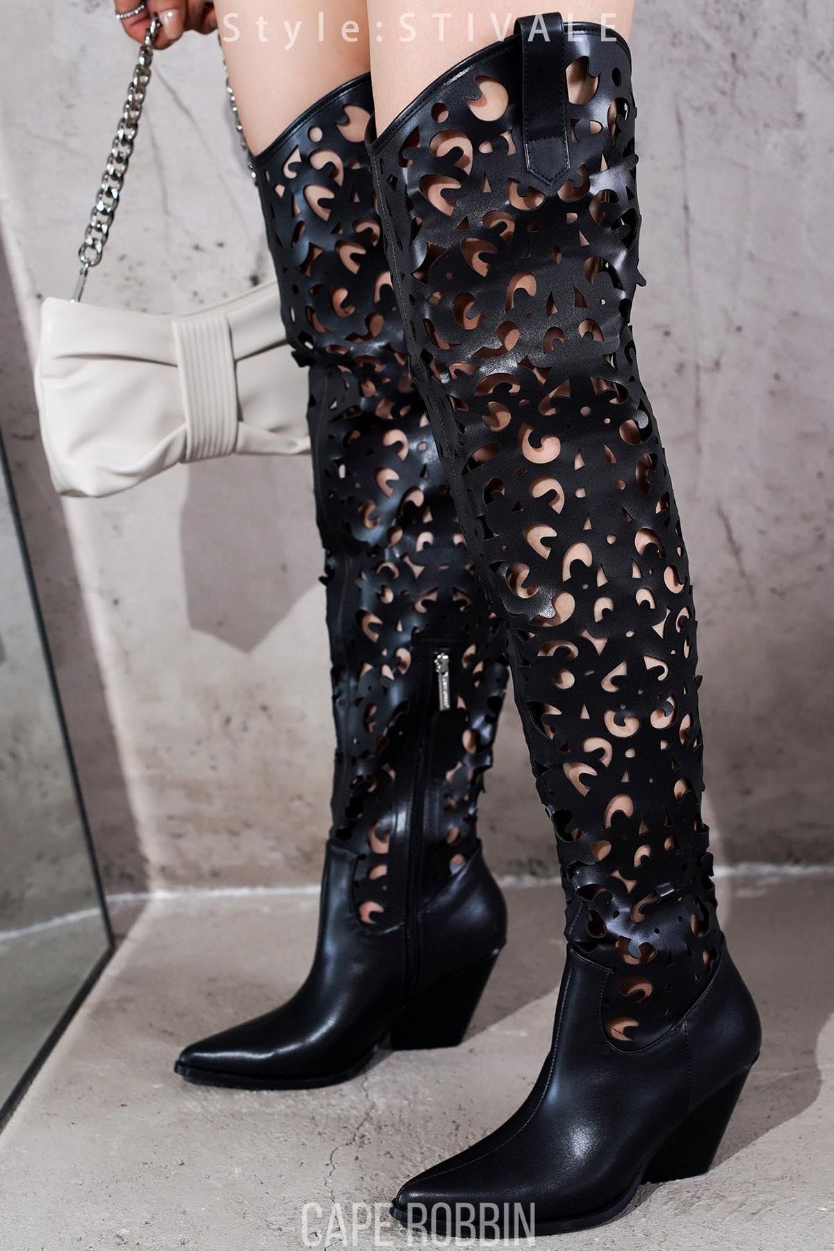 STIVALE Black - ShoeNami