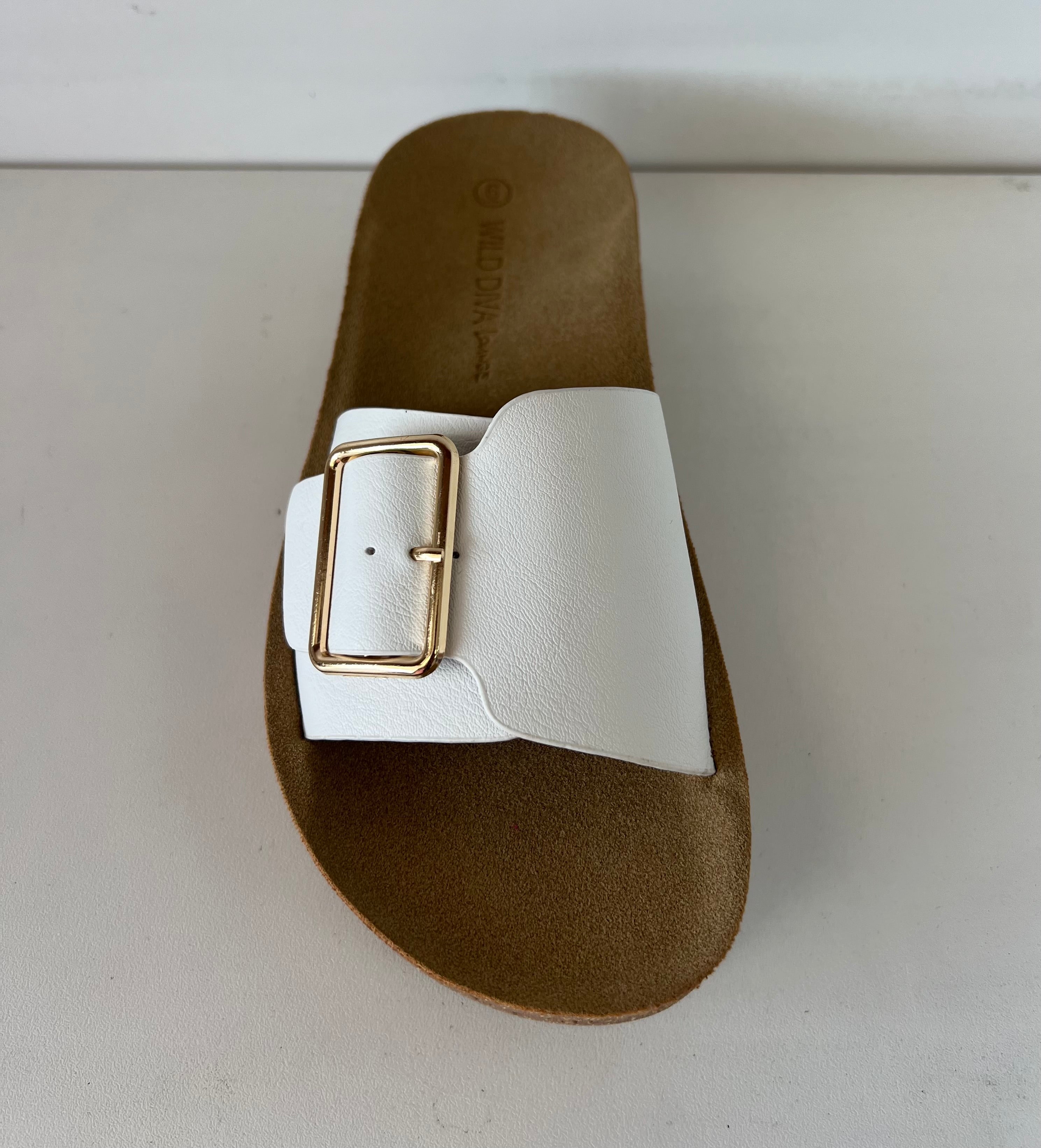 BREDA-04 White