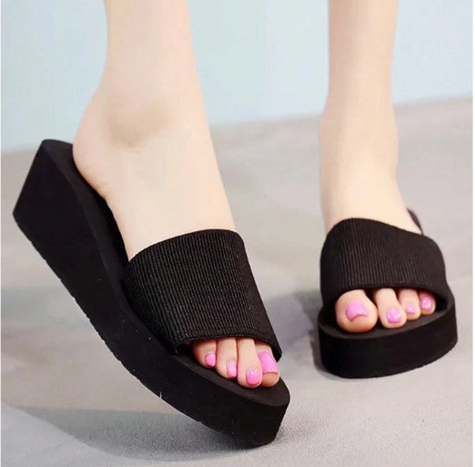 AMERICANO BLACK FABRIC AND FOAM SINGLE BAND PLATFORM WEDGE ROUND OPEN TOE COMFY SANDAL