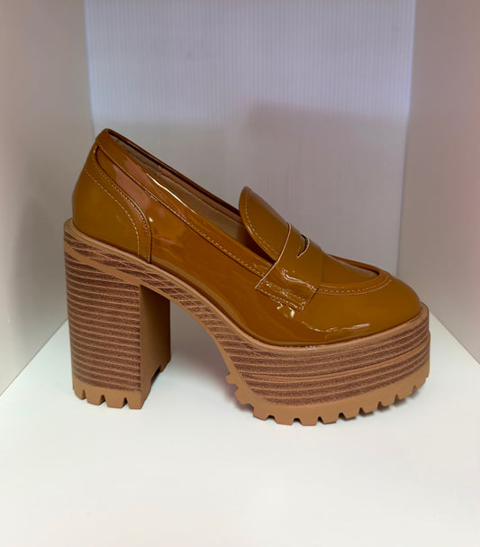 MANILA-03 CAMEL PATENT PLATFORM BLOCK HEEL ROUND TOE LOAFERS