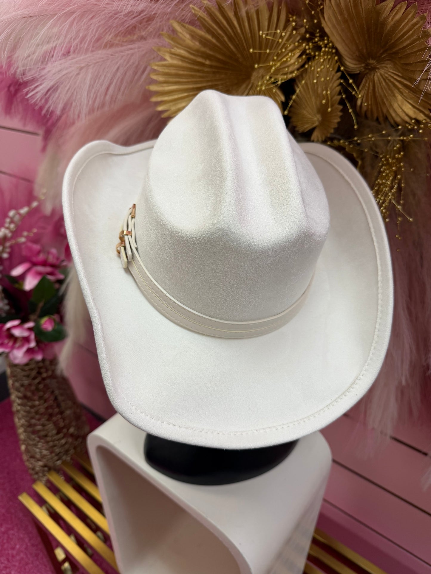 SADIE IVORY COWBOY HAT WITH MATCHING DOUBLE BELT BAND