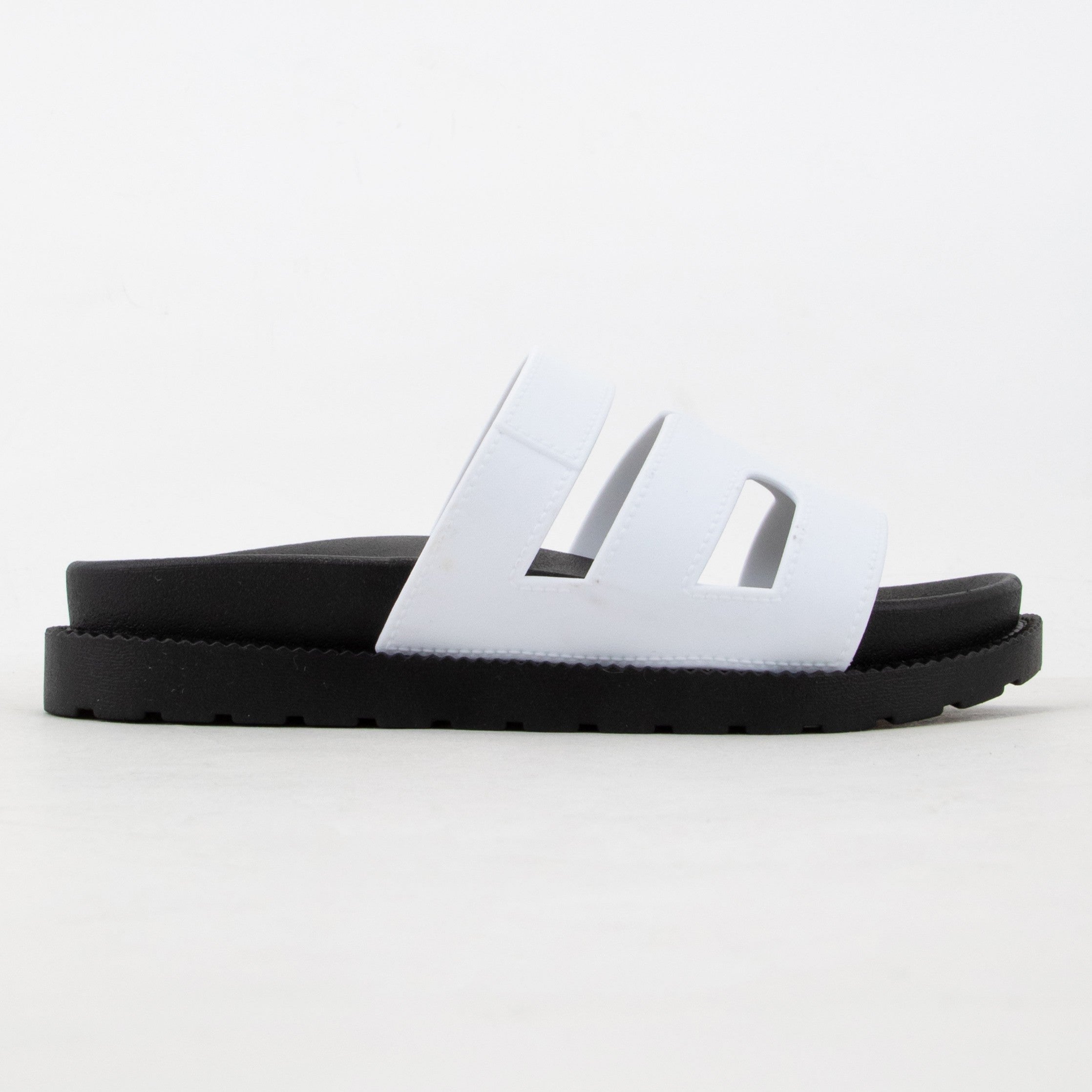 GINO-24 white
- White Sandal
- Open Toe
- Cutout Vamp Detail
- Slip-On Slide
- Flatform Sole, Approx. 1