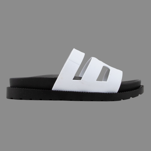 GINO-24 white
- White Sandal
- Open Toe
- Cutout Vamp Detail
- Slip-On Slide
- Flatform Sole, Approx. 1"
- Whole Sizes Only