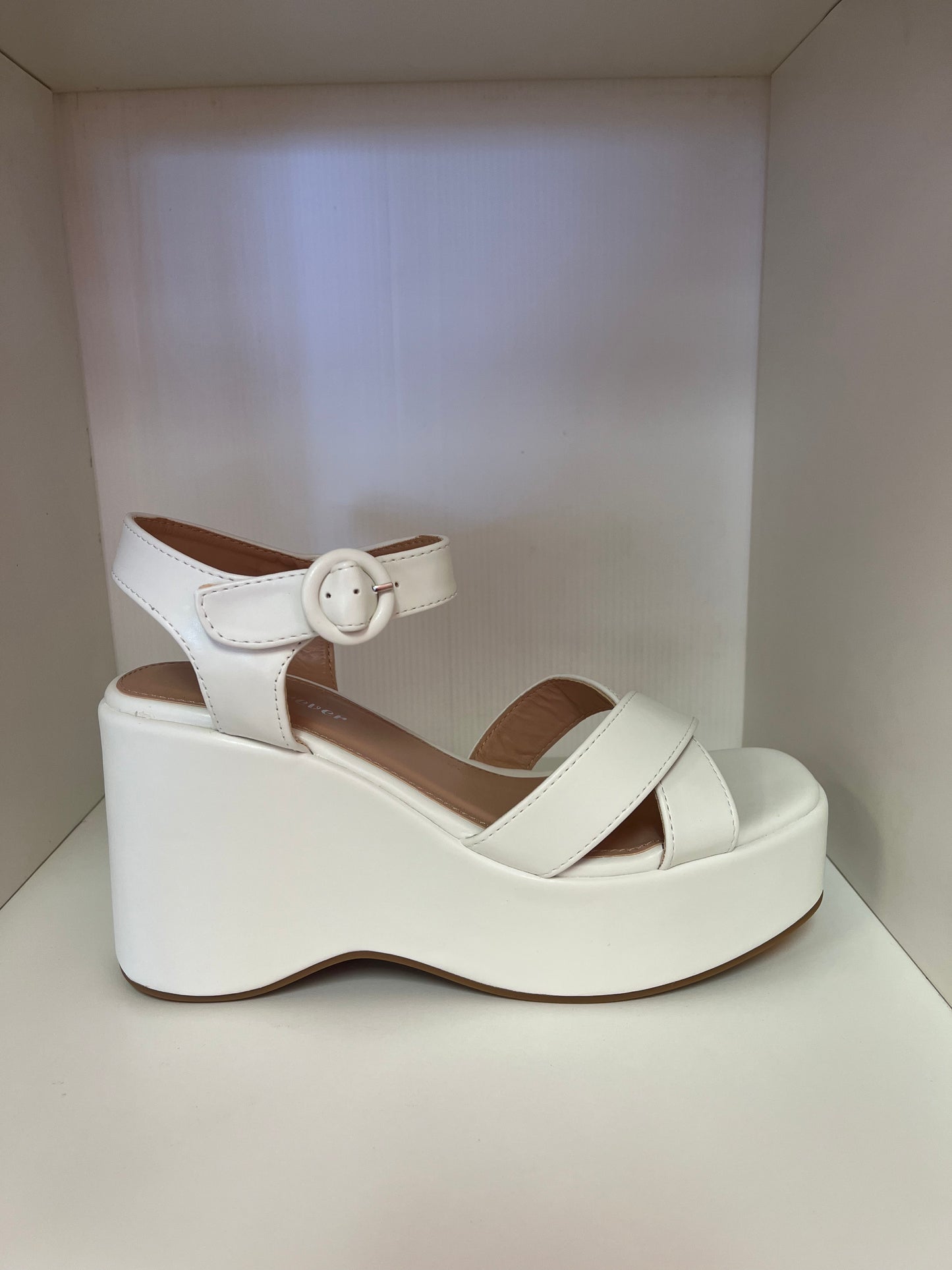 LUNA-09 WHITE FAUX LEATHER PLATFORM WEDGE SANDAL