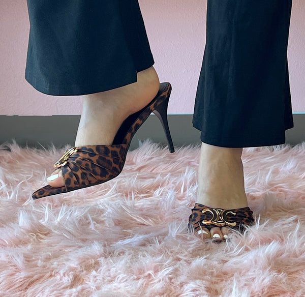 UPGRADE CLASS Leopard Print Mule Heel Open Toe Faux Suede