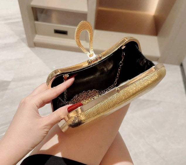 SUSSIE CLUTCH BAG GOLD