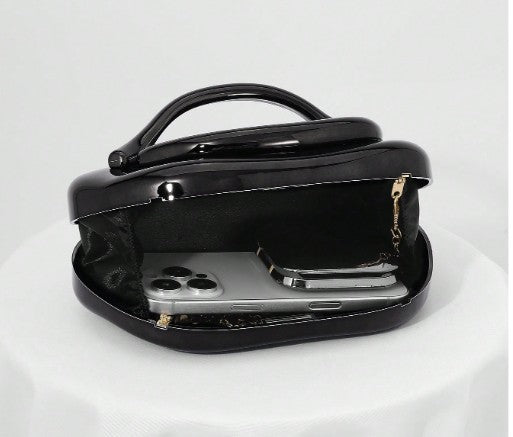 MEL CLUTCH BAG BLACK