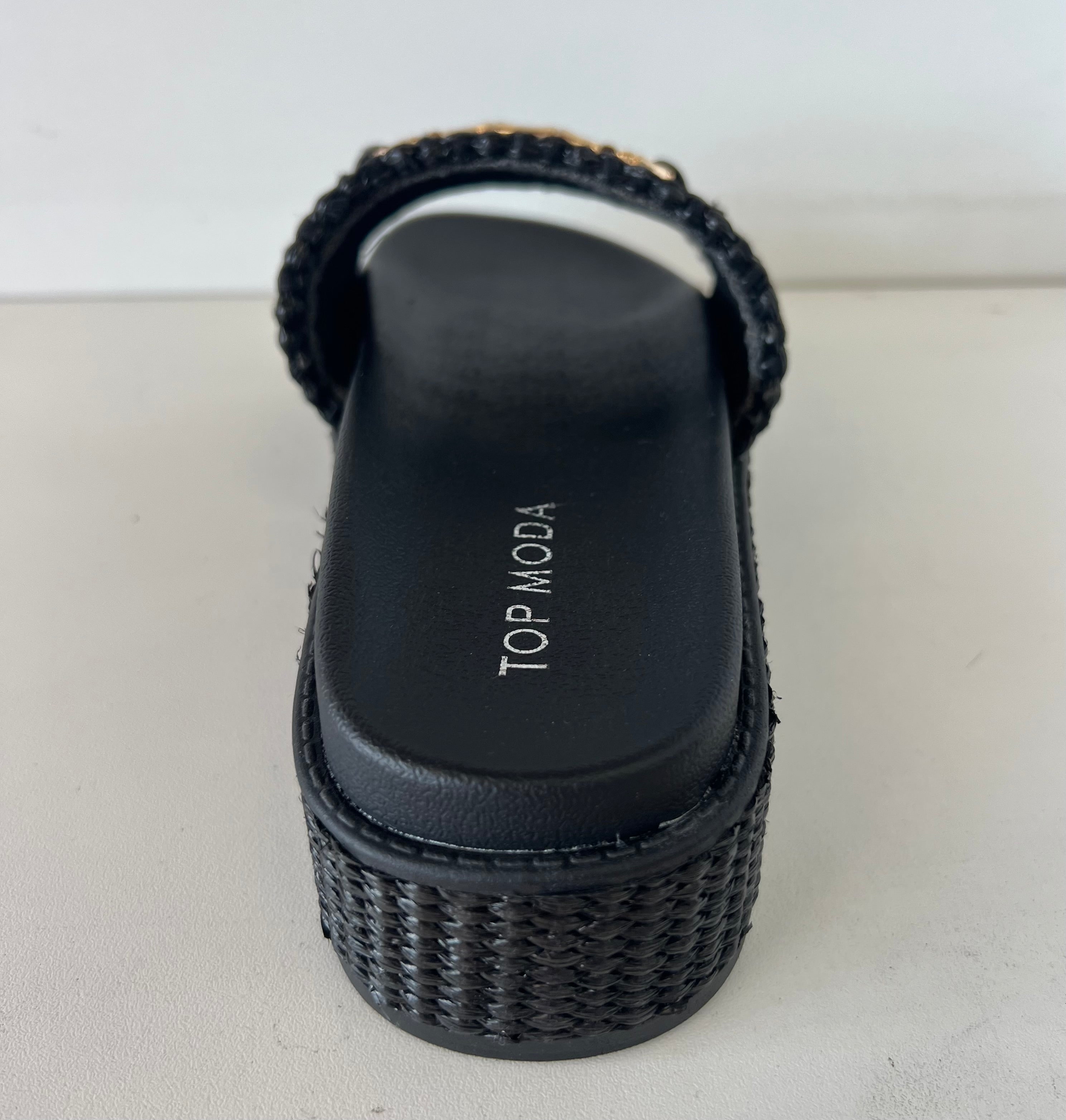 TRACI-36
- Black Raffia Sandal
- Open Toe
- Bit Detail
- Slip On
- Flatform Sole, Approx. 2