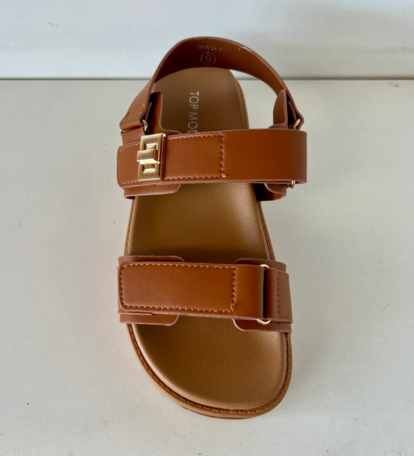 Top Moda TRACI-1 Tan
- Tan Double Strap Sandal
- Open Toe
- Buckle Detail
- Slingback
- Flatform Sole, Approx. 2"
