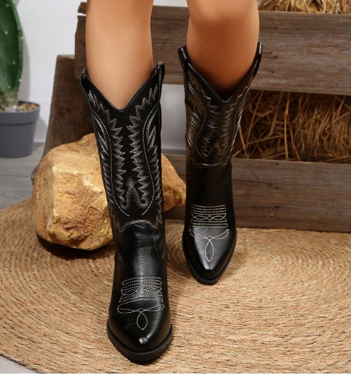 UMA BLACK COWBOY BOOT WITH CONTRAST STITCHING