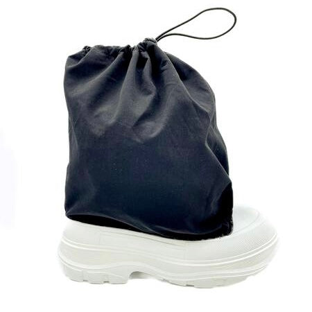 ASHY Black - ShoeNami