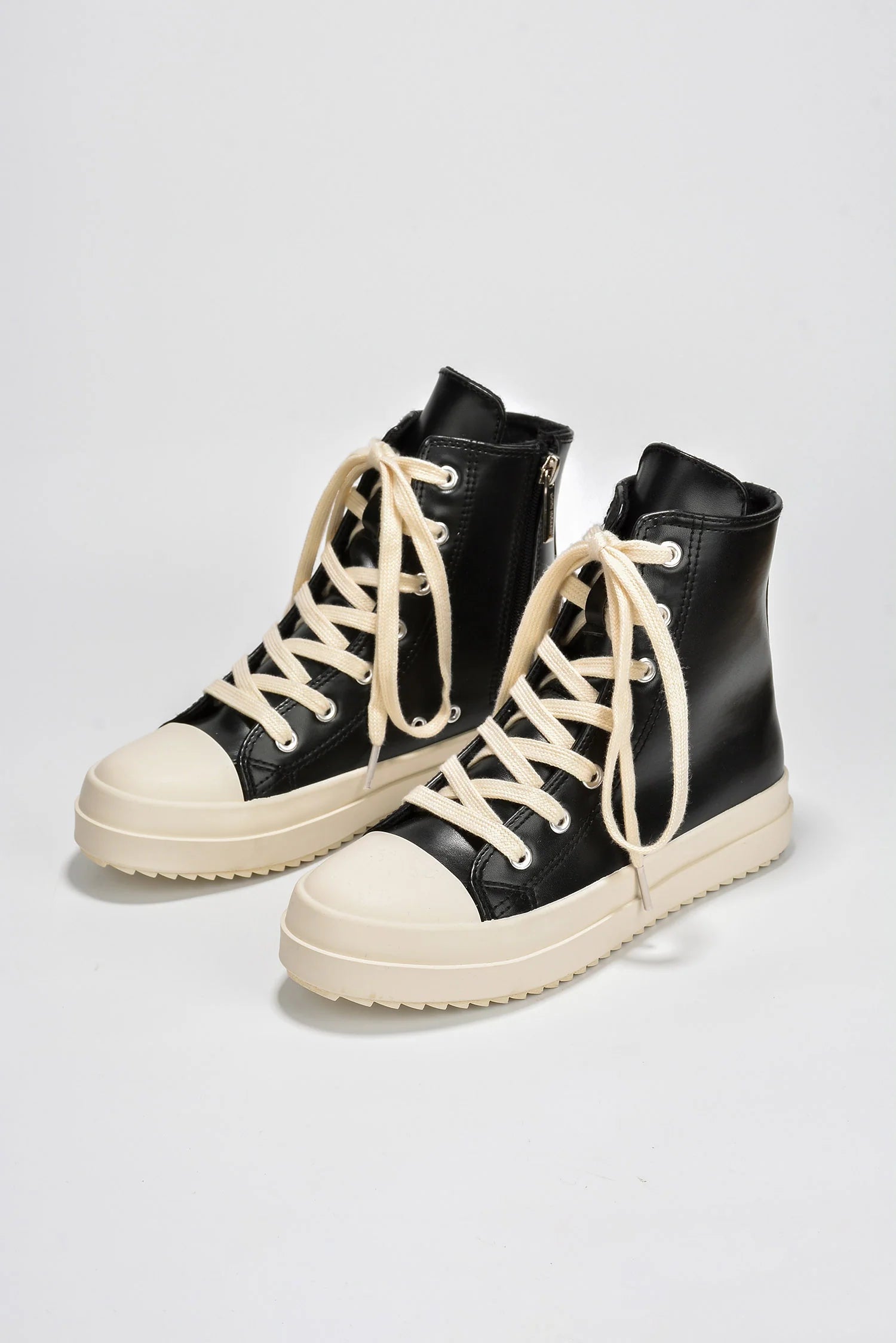 MANIA Black - ShoeNami
