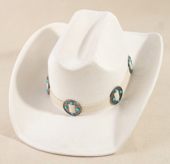 MESQUITE IVORY FAUX SUEDE COWBOY HAT WITH MATTCHING BAND EMBELISHED WITH BURNISHED SILVER BROOCHES INSET WITH TURQUOISE STONES (Copy)