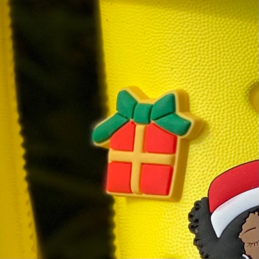 SHOE CHARMS - CHRISTMAS PRESENT - ShoeNami