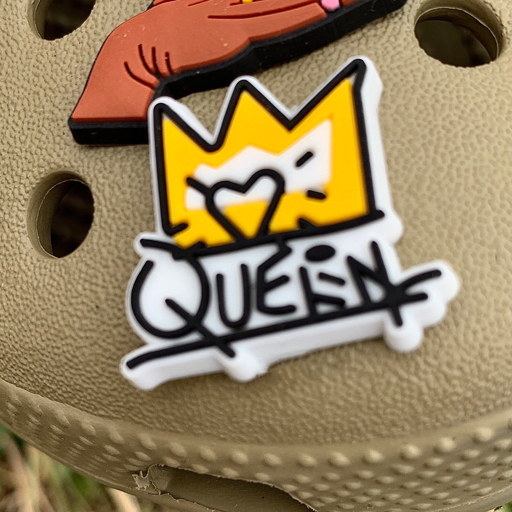 SHOE CHARMS - GRAFFITI QUEEN - ShoeNami