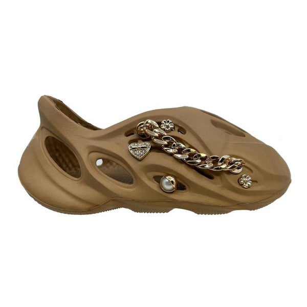 CARVER-01 WITH CHARMS Camel - ShoeNami