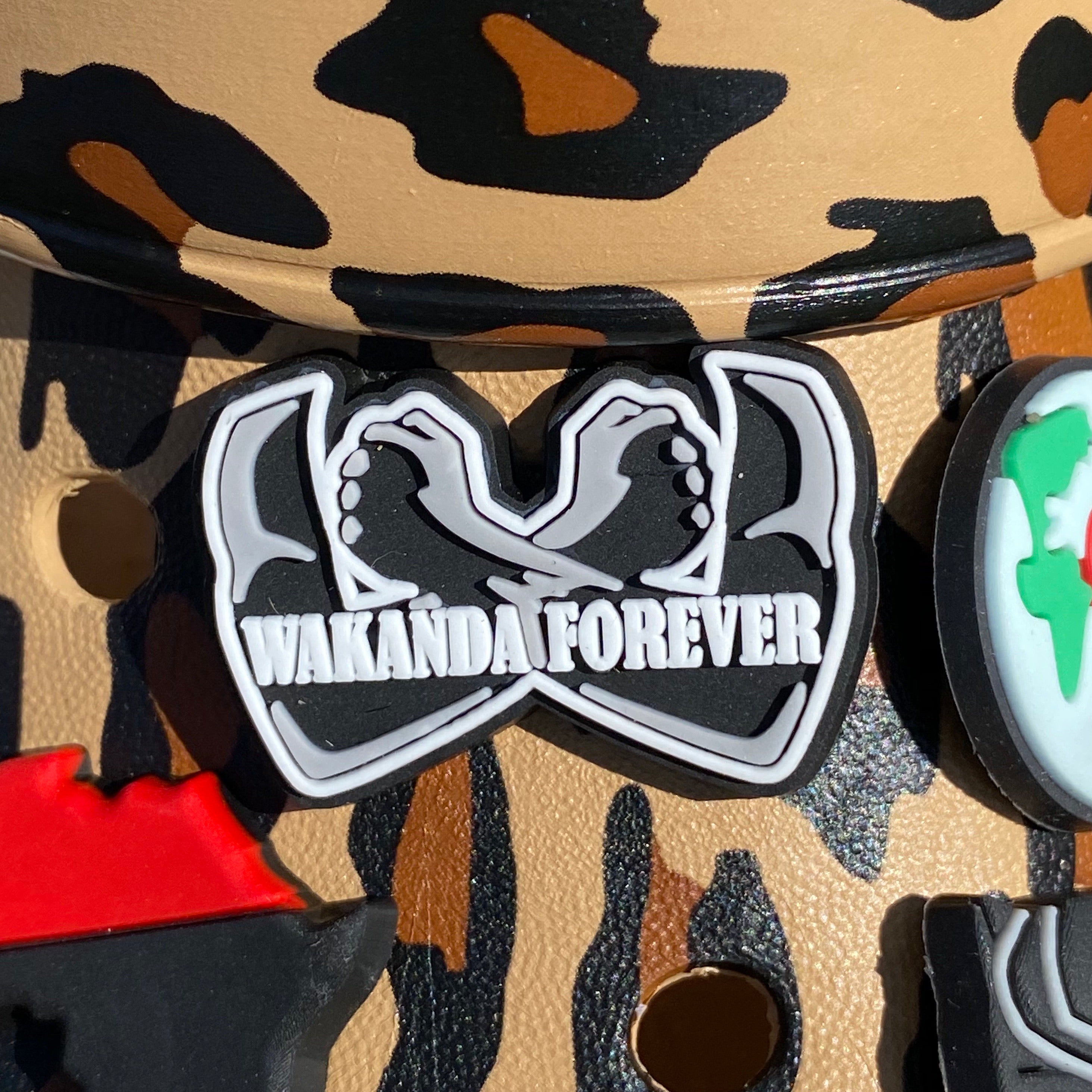 SHOE CHARMS - WAKANDA FOREVER - ShoeNami