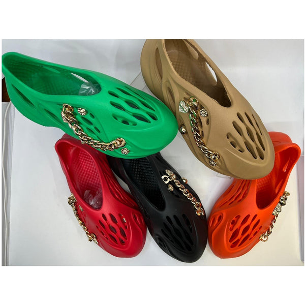 CARVER-01 WITH CHARMS Red - ShoeNami