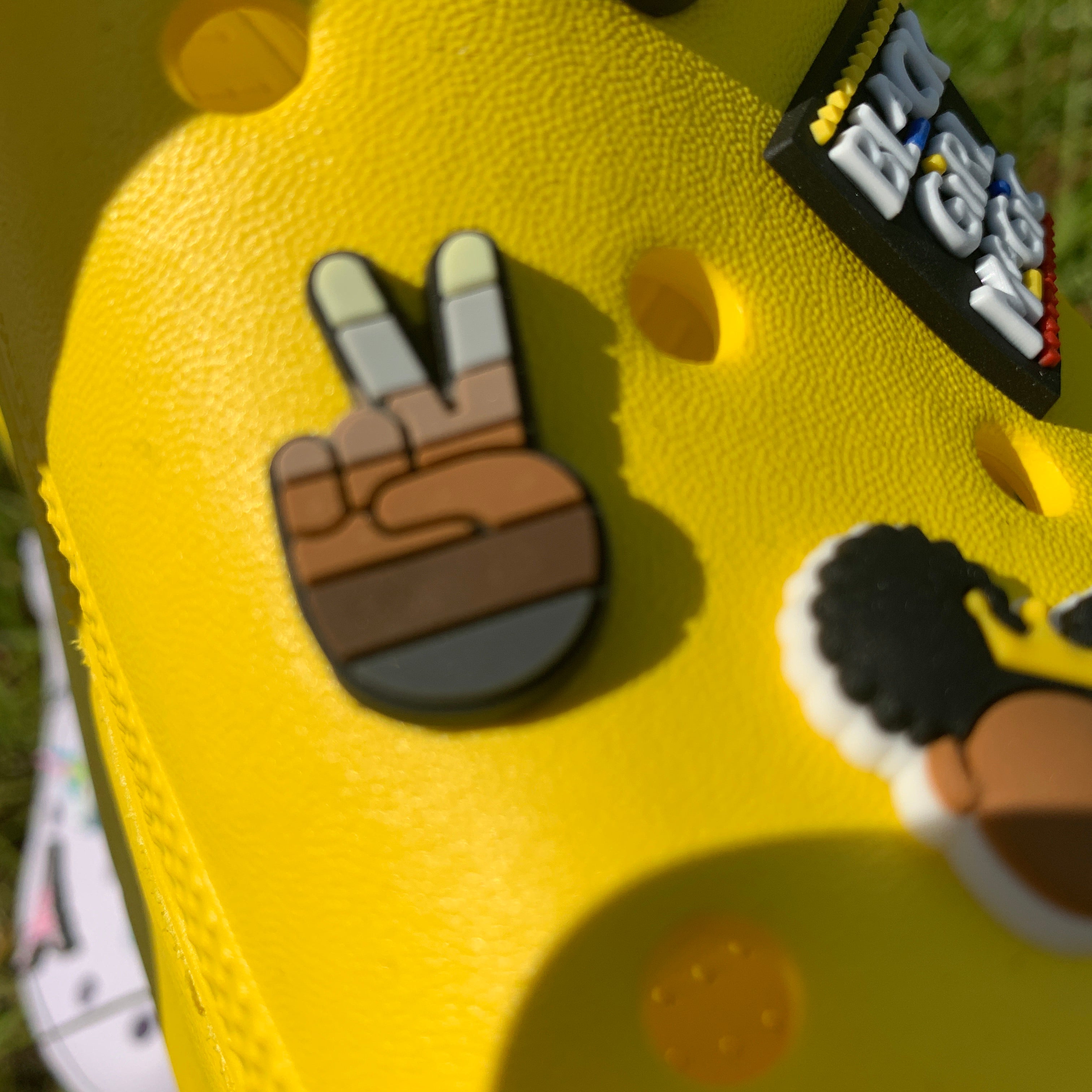 SHOE CHARMS - PEACE FOR ALL - ShoeNami