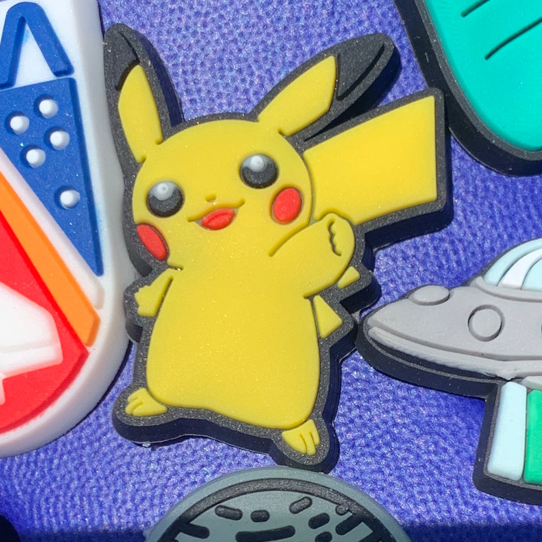 SHOE CHARMS - PIKACHU POKEMON - ShoeNami