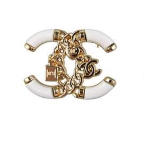 METAL SHOE CHARMS - WHITE/GOLD ENAMEL DOUBLE C - ShoeNami
