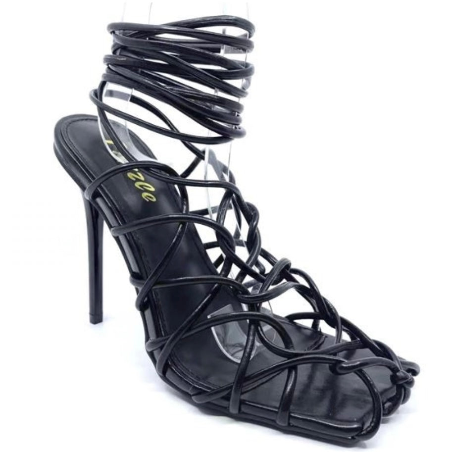MERCY-04 Black Patent - ShoeNami
