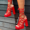 QUEEN Red - ShoeNami