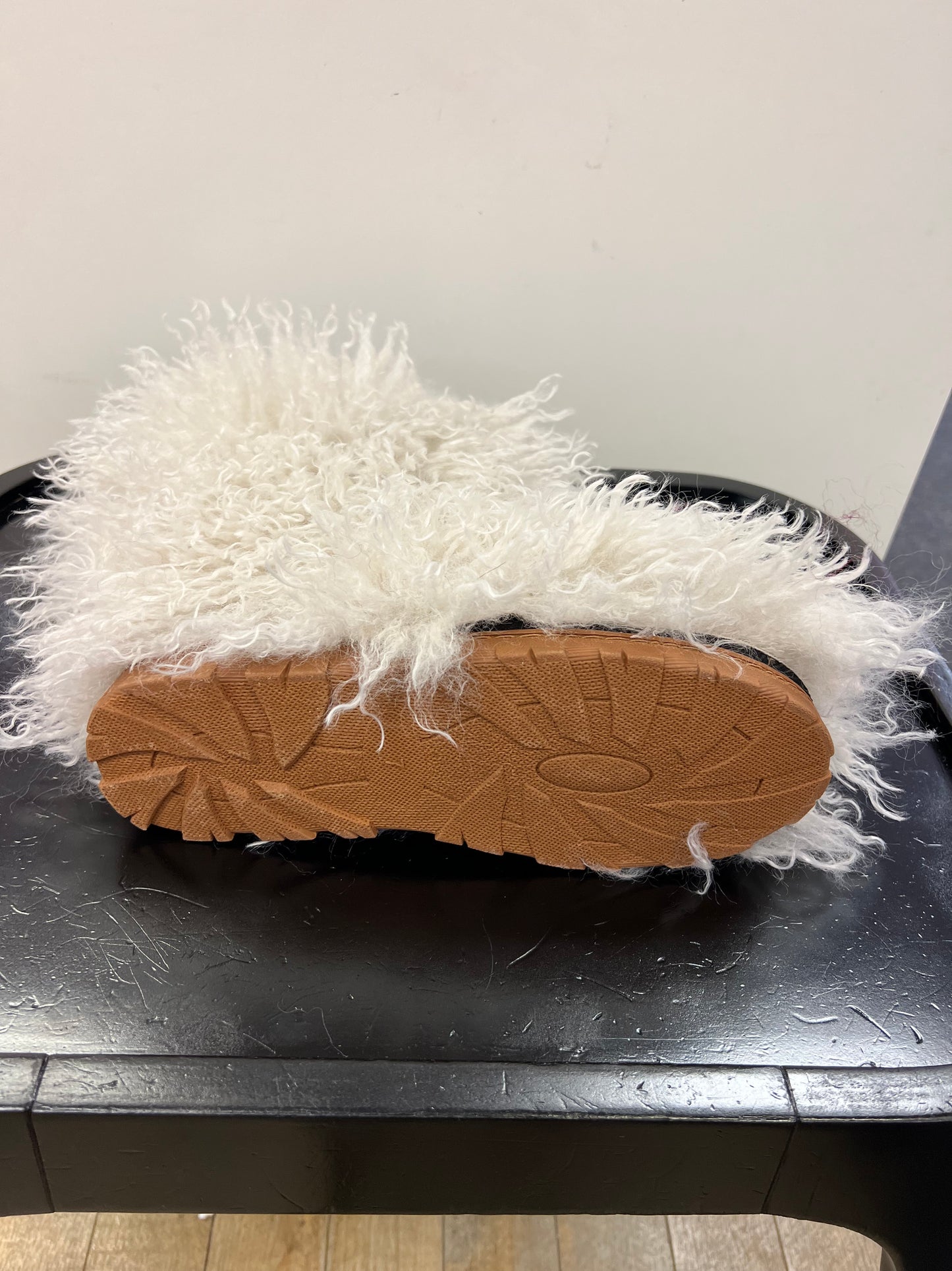 GOGO-3 OFF WHITE CURLY FUR SLIP ON BOOTS