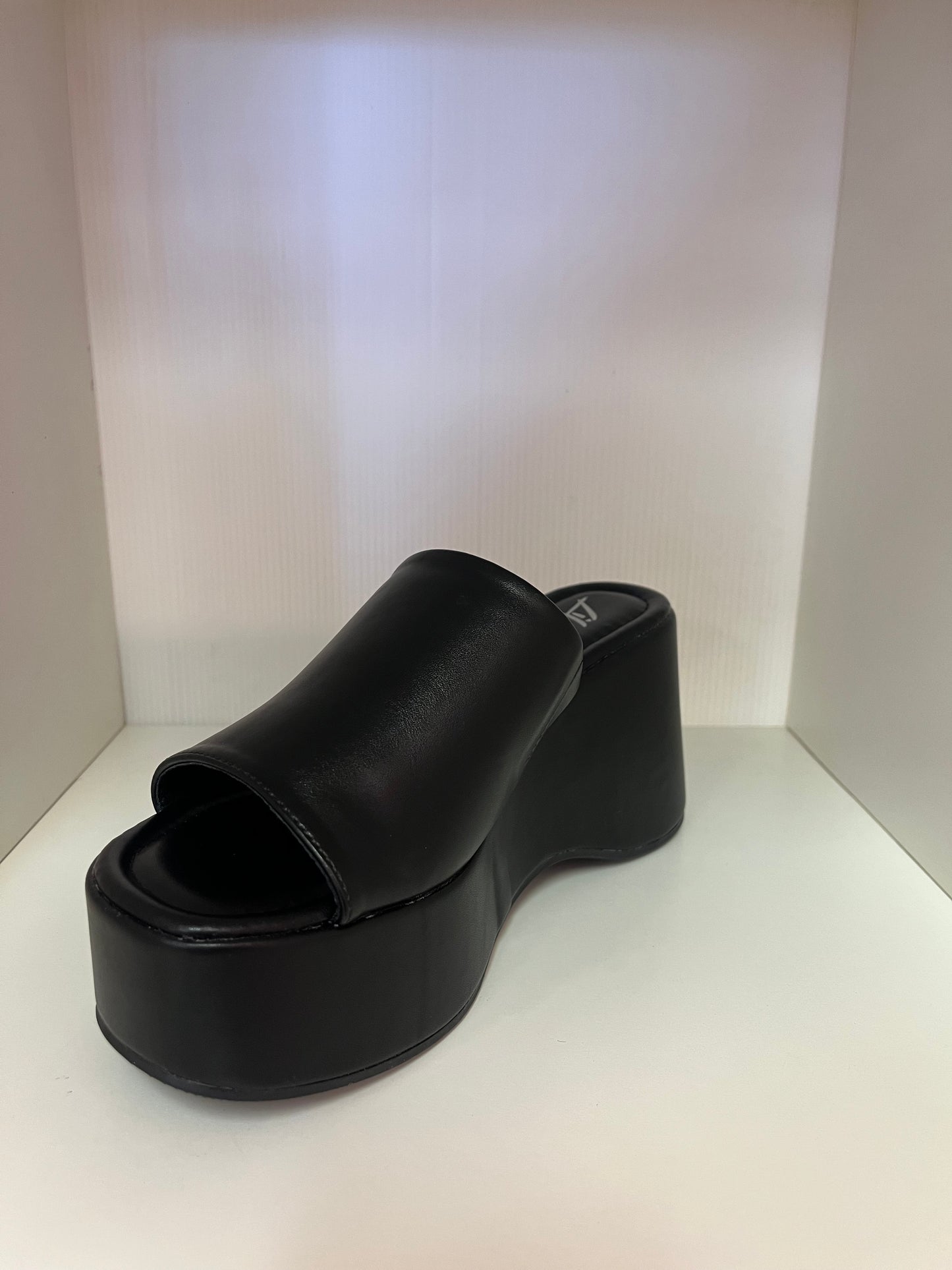 EAGLE-1 BLACK PLATFORM WEDGE MULE SANDAL