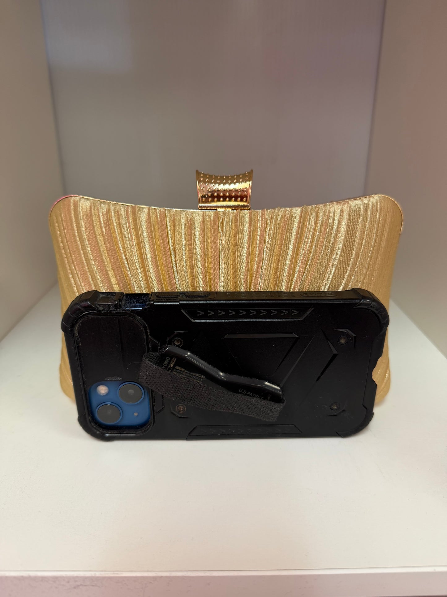 KELLY GOLD PLEATED EVENING CLUTCH
