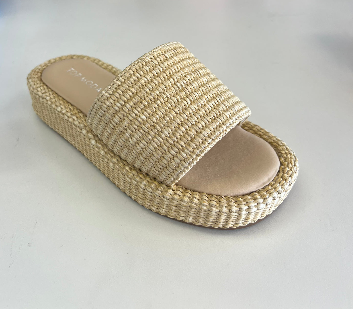 RAYA-22

- Beige Tan Natural Raffia Sandal
- Open Toe
- Slip On
- Platform Sole, Approx. 1.5"