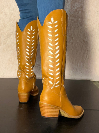 LUCIA Camel Cowboy Boots