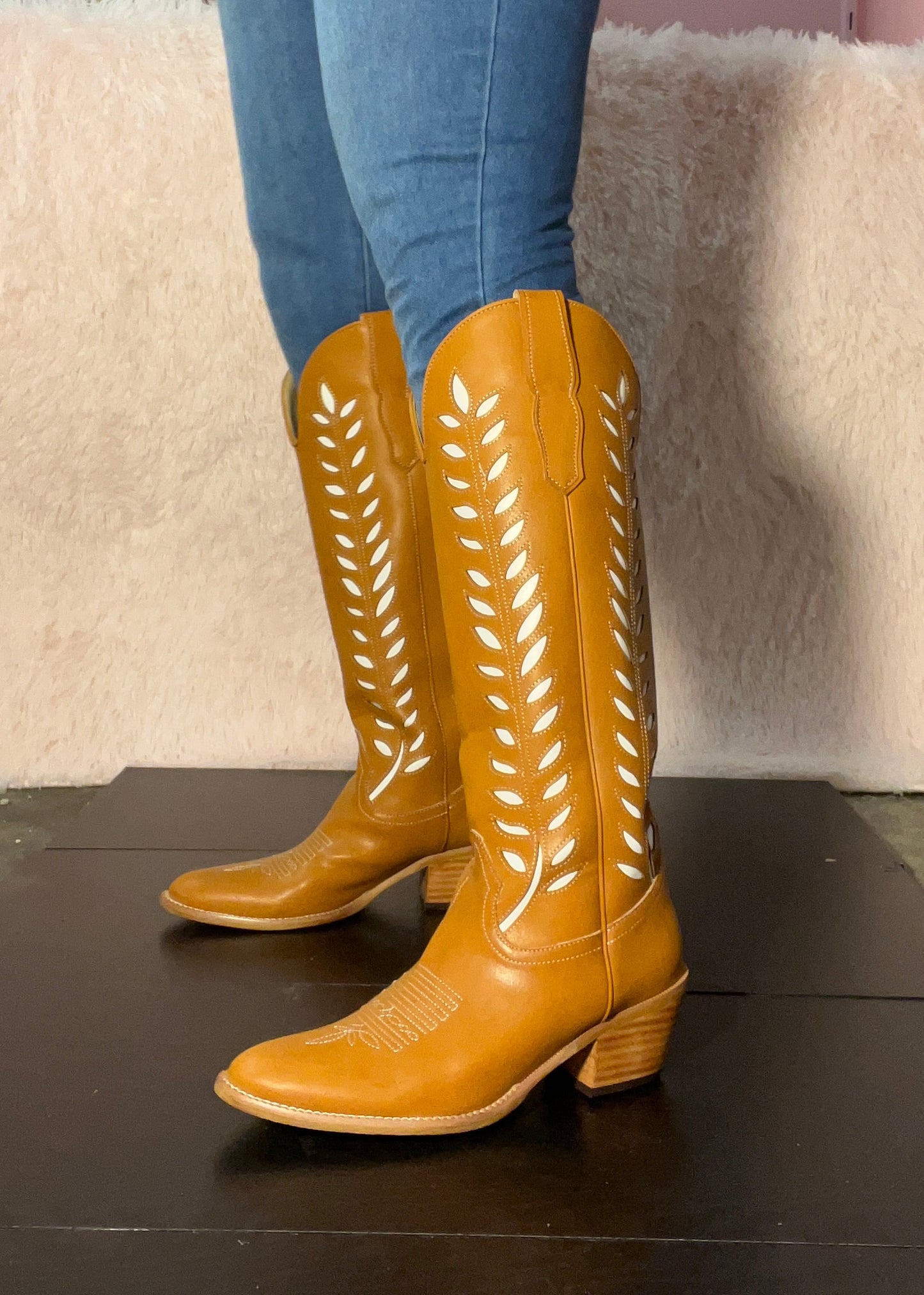 LUCIA Camel Cowboy Boots