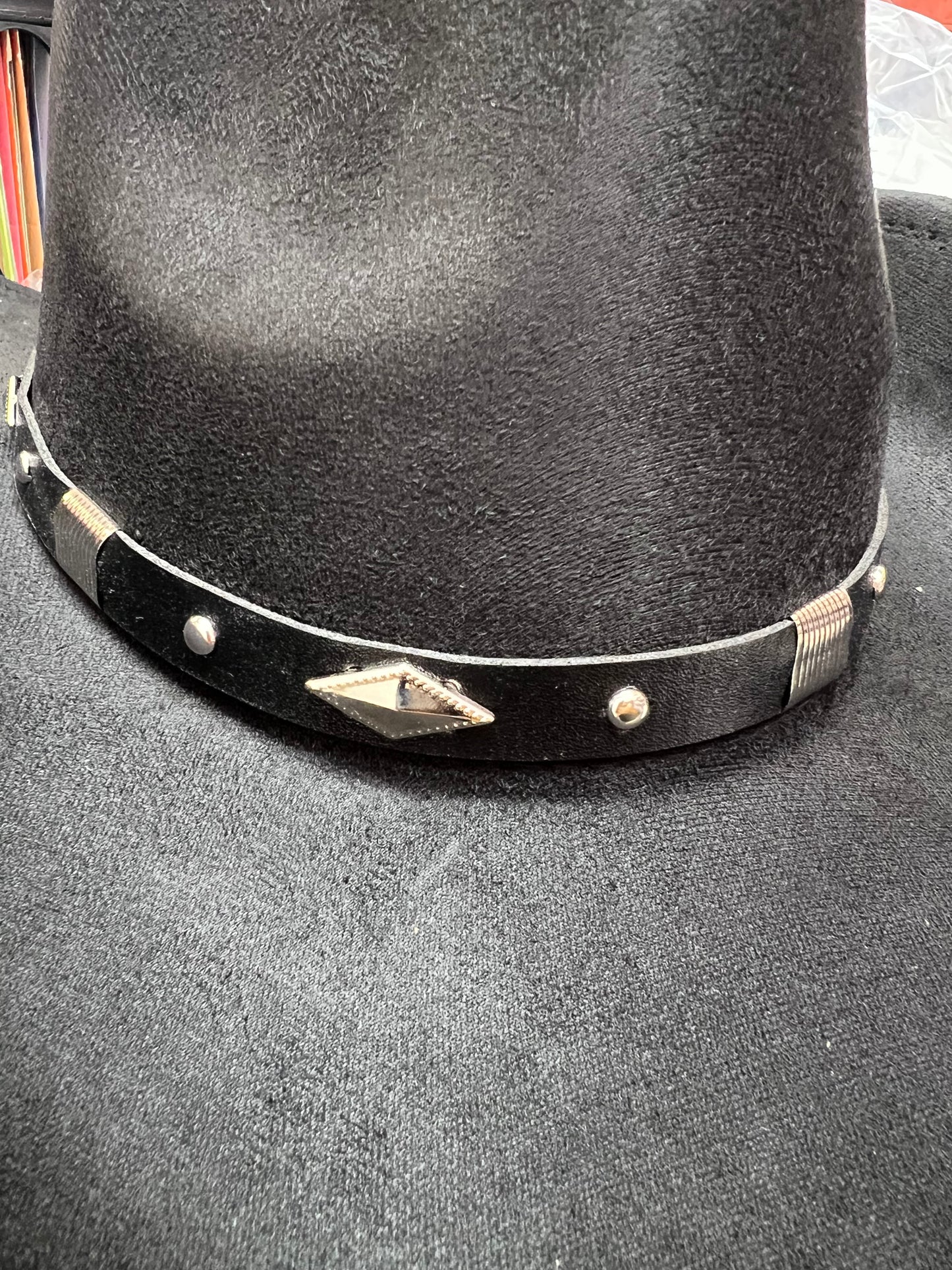 DEUCE FAUX SUEDE COWBOY HAT BLACK