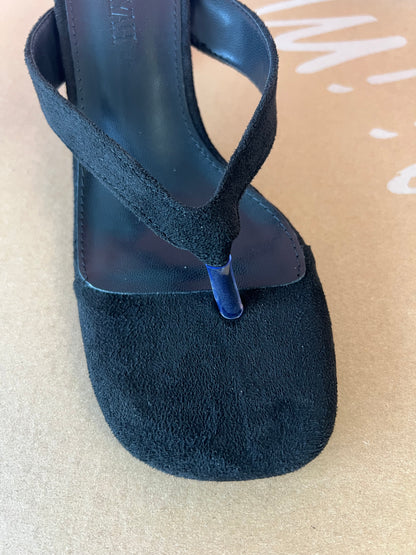 SELL OUT Black Kitten Heel