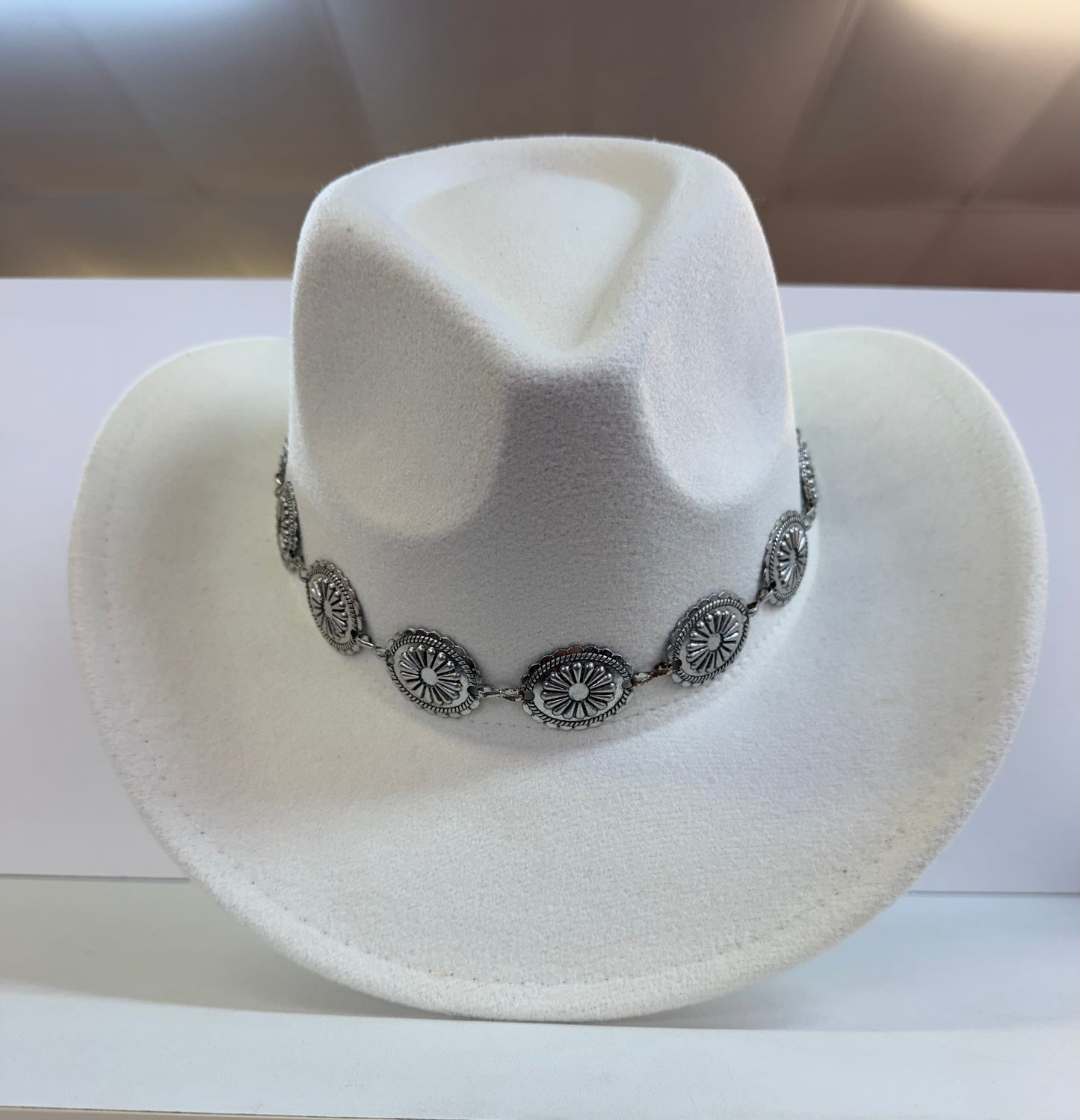 TANGO IVORY FAUX WOOL COWBOY HAT WITH SILVER OVAL CONCHO CHAIN BAND