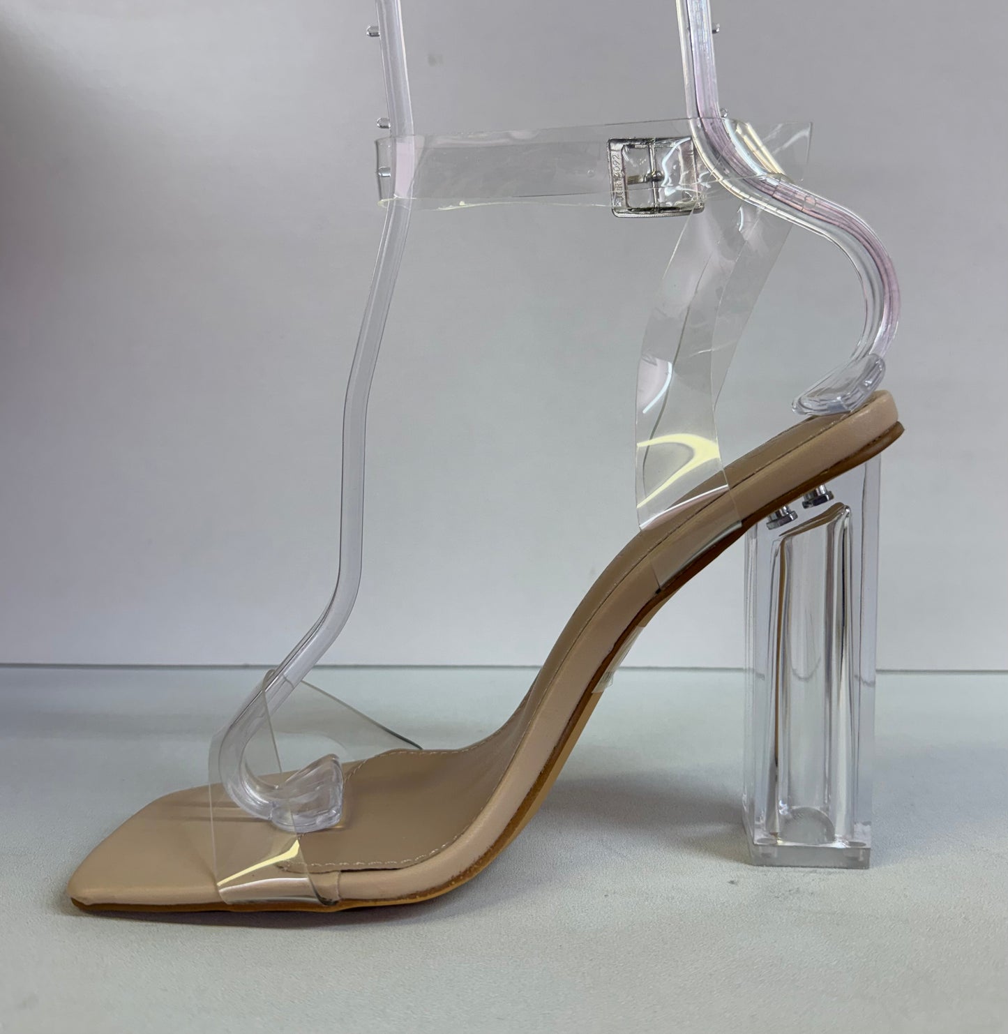ZURI-01 CLEAR BLOCK HEEL SANDAL WITH BEIGE FOOTBED AND CLEAR VAMP AND ANKLE STRAP