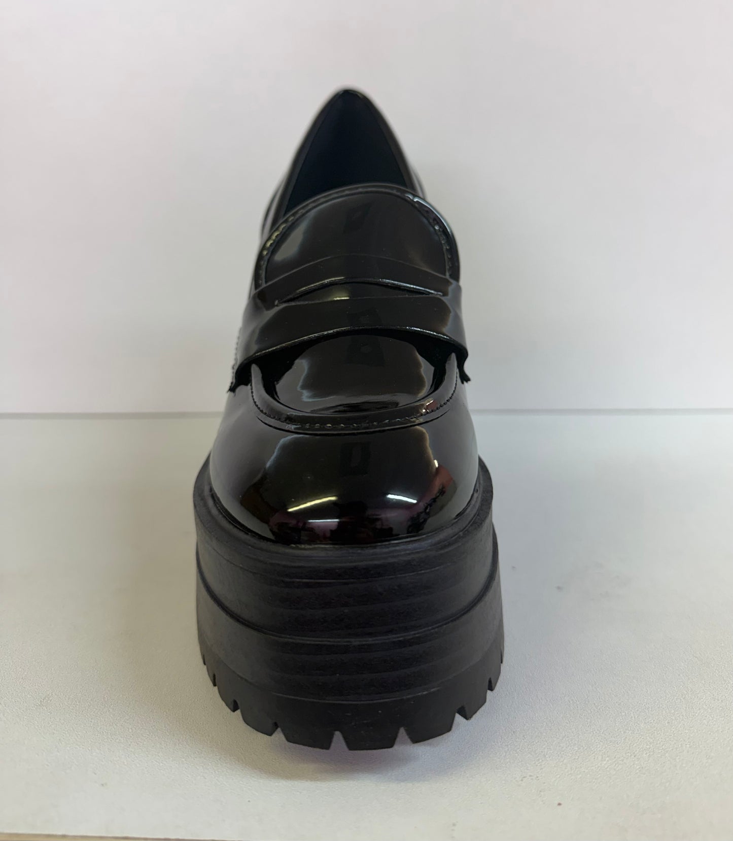 MANILA-03 BLACK PATENT PLATFORM BLOCK HEEL ROUND TOE LOAFERS