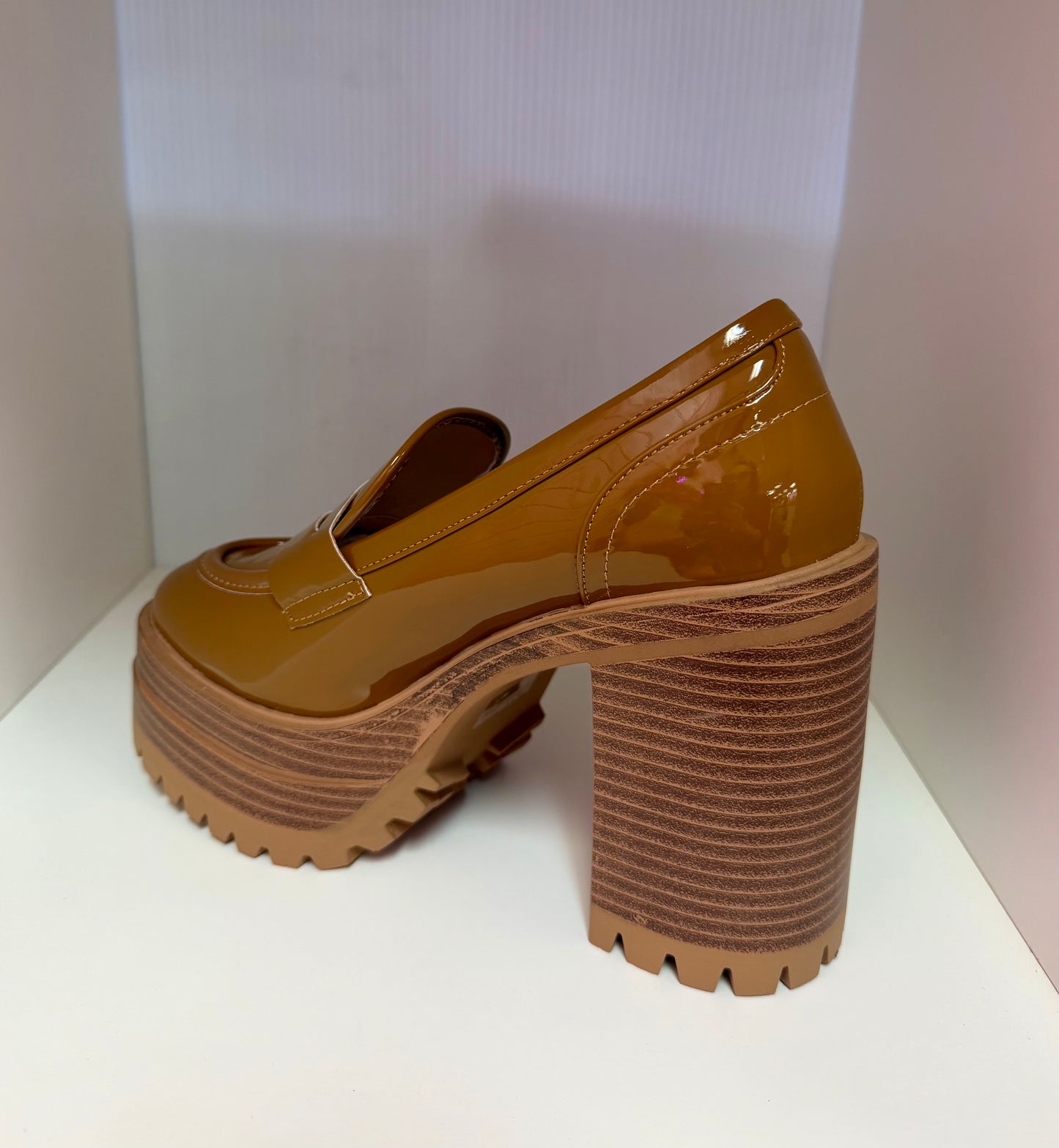 MANILA-03 CAMEL PATENT PLATFORM BLOCK HEEL ROUND TOE LOAFERS