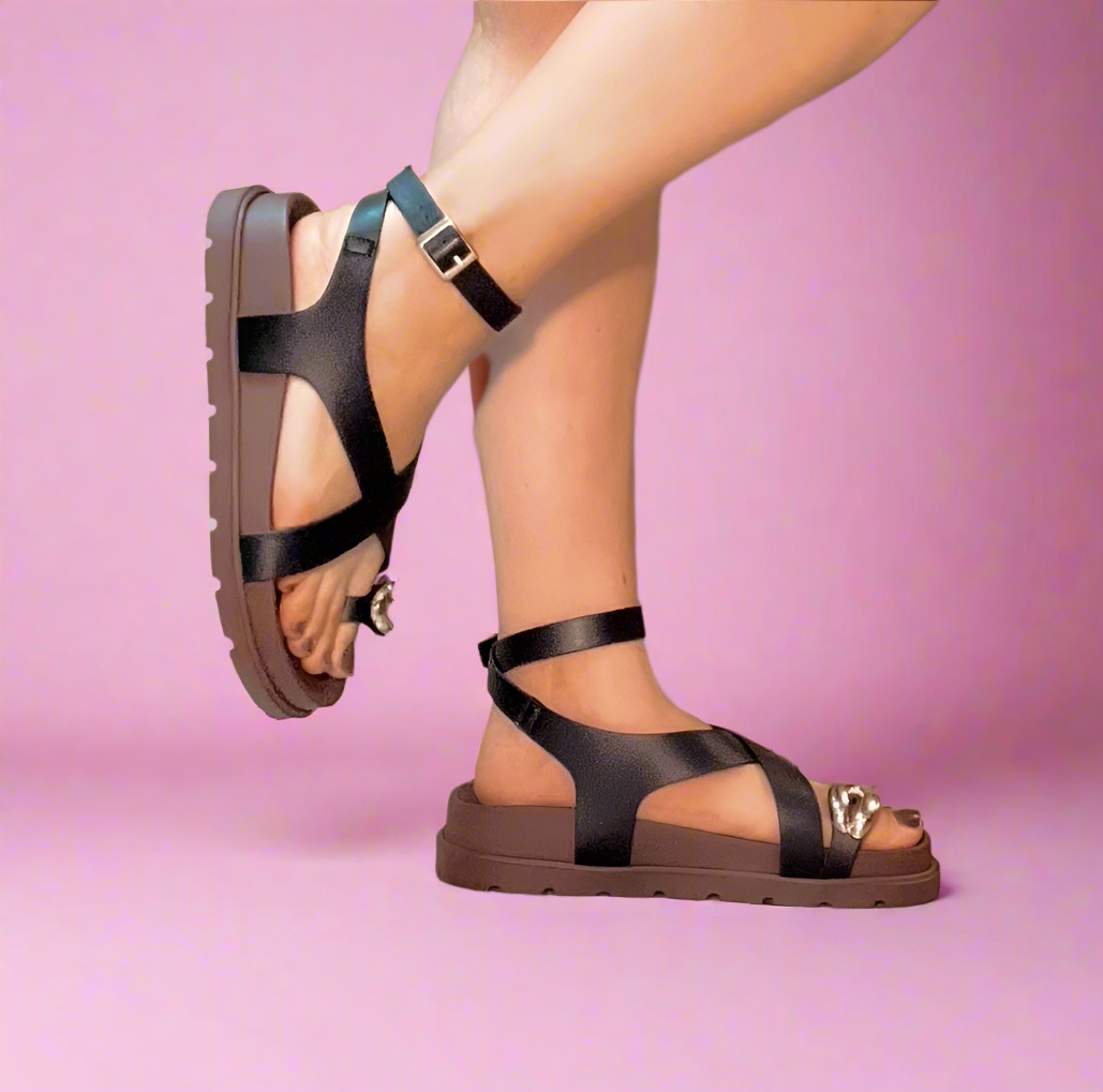 PROMISE Black Metal ring ankle strap sandal.