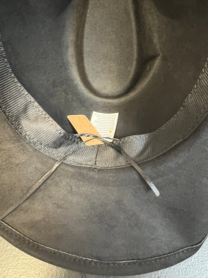 -faux suede cowboy hat in black

-black faux leather band with gunmetal stars detail

-interior ribbon inside hat to customize size

-stiff, sturdy structure