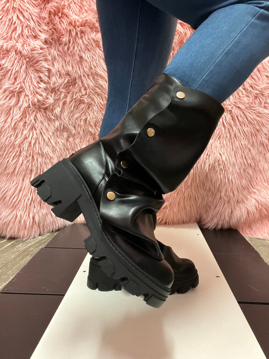 MAGEO-2 Black Faux Leather