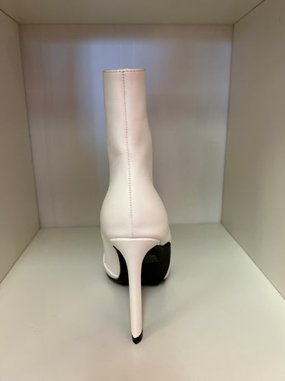 SHYY-02 WHITE FAUX LEATHER POINTY TOE STILETTO BOOTIE WITH FRONT ZIPPER