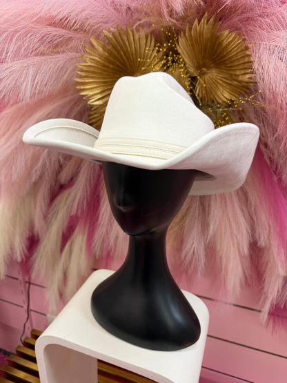 SADIE IVORY COWBOY HAT WITH MATCHING DOUBLE BELT BAND
