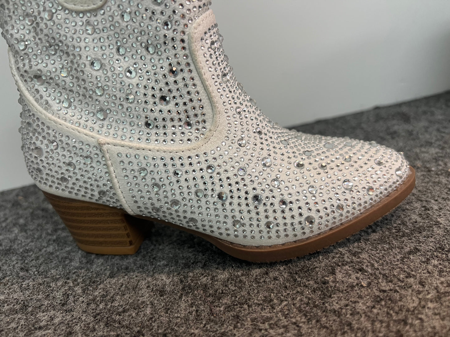 RIVER-01K KIDS White