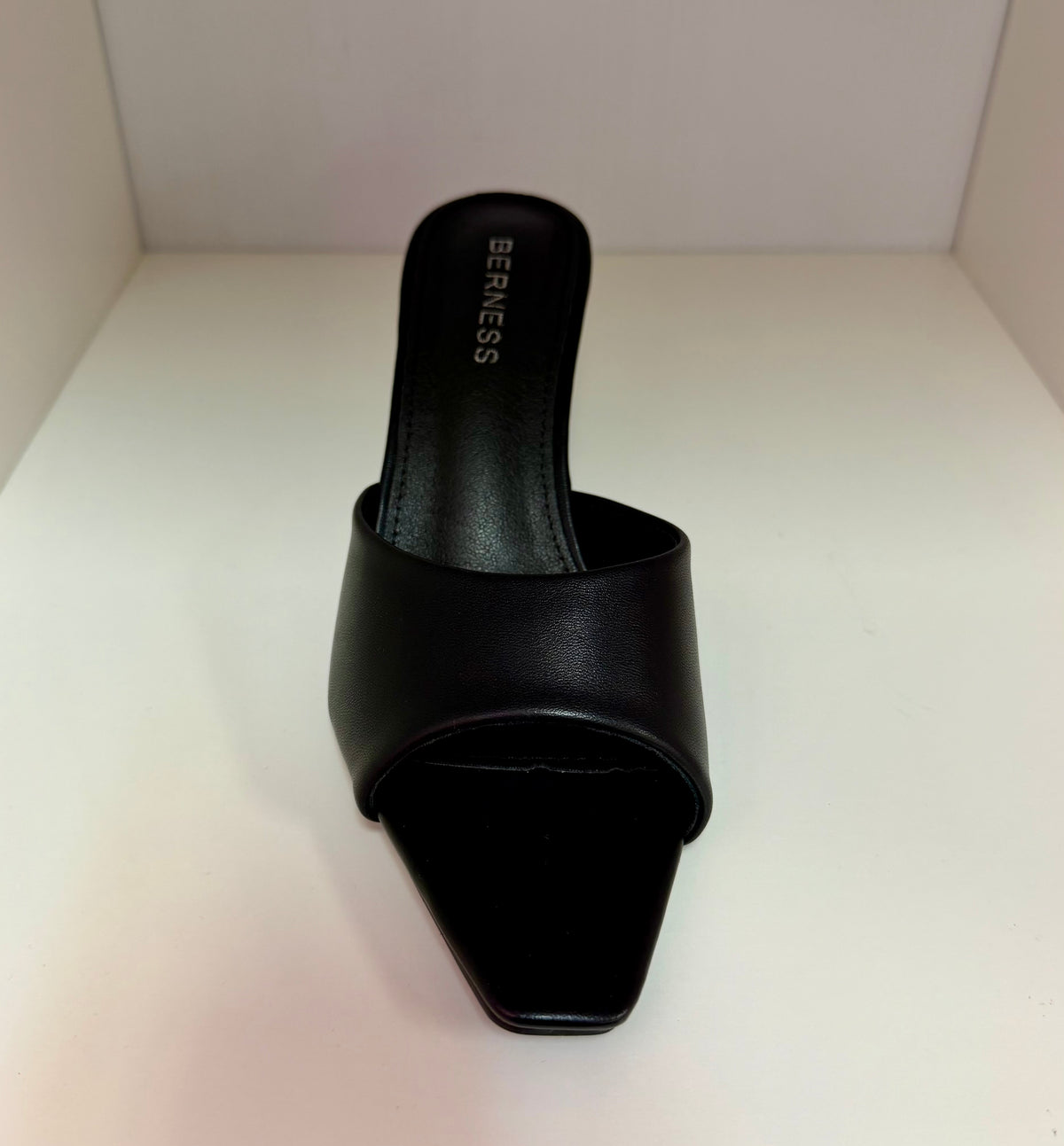 MONROE-05 BLACK FAUX LEATHER SLIP ON MULE KITTEN HEEL