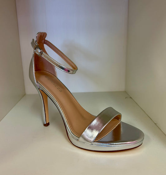 HILLARY FAUX LEATHER PLATFORM HEEL SILVER