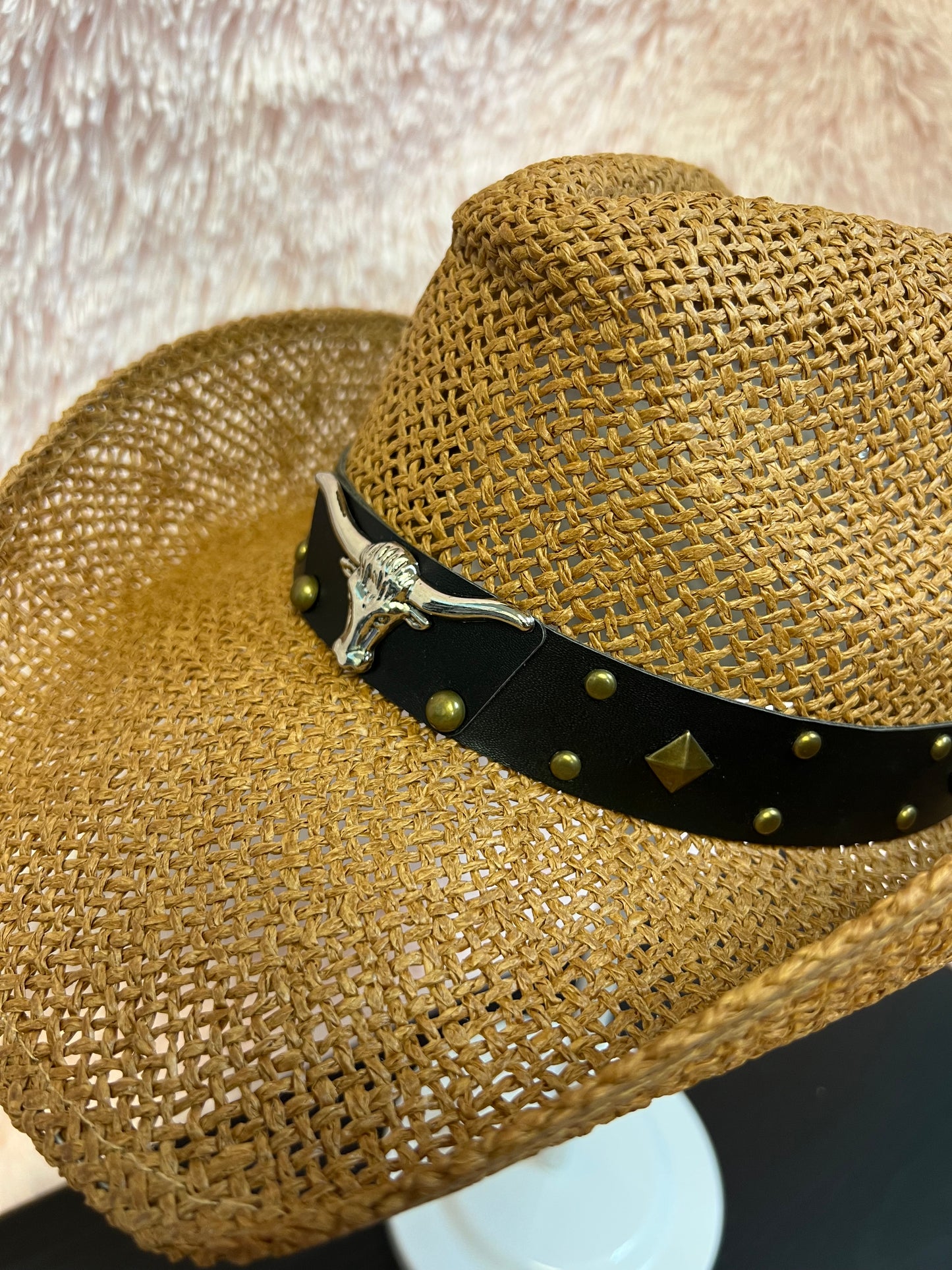 BULLHORN STRAW COWBOY HAT TAN