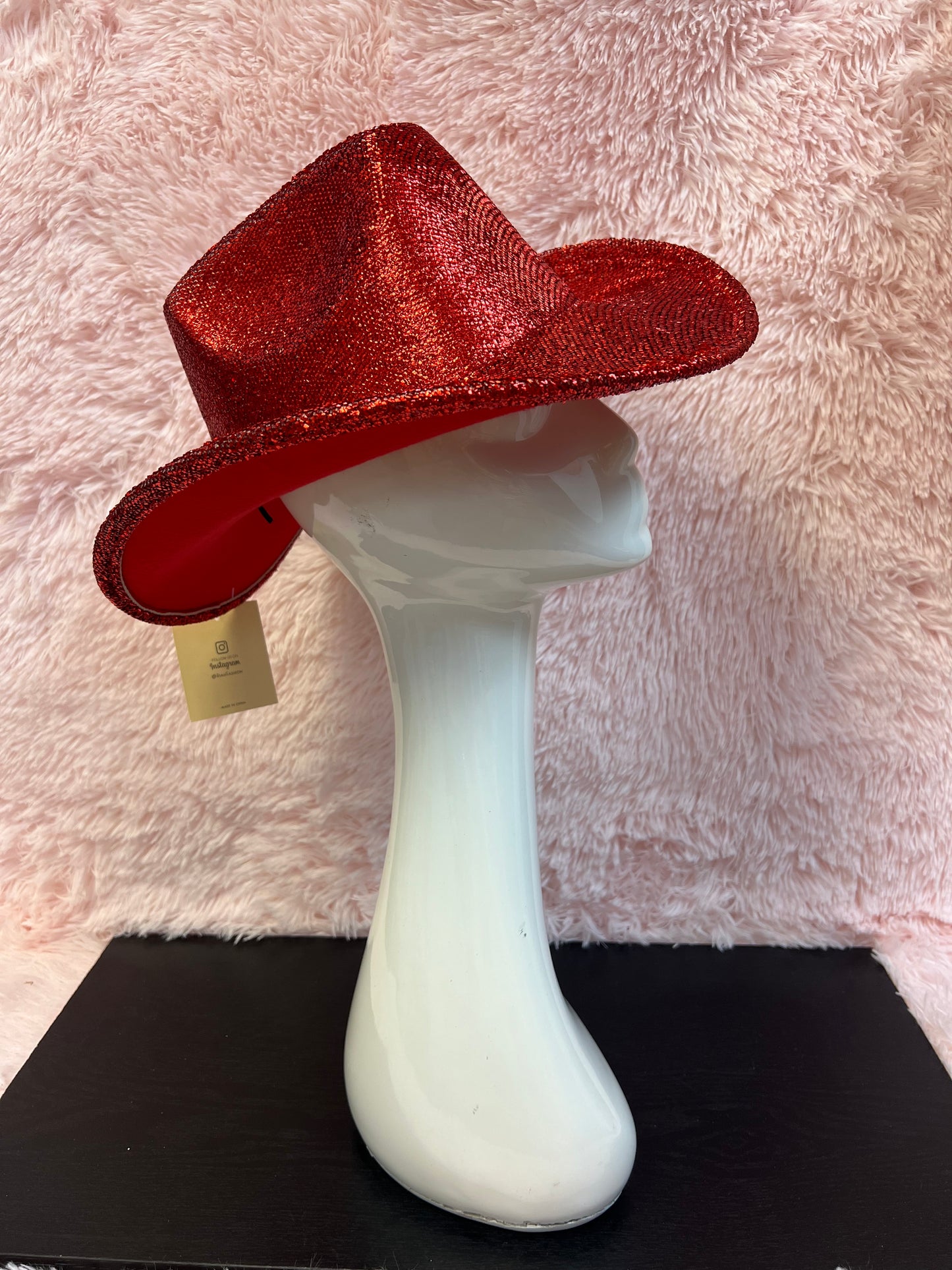 ANNIE COWBOY HAT GLITTERY RED  -Glittery red cowboy hat